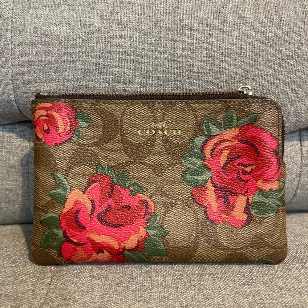 Coach Zip Up Pouch *Missing Zipper Pull*